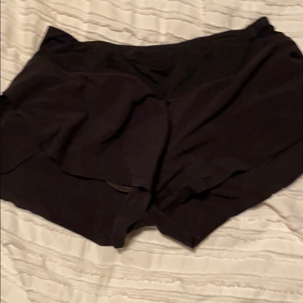 black lulu lemon shorts